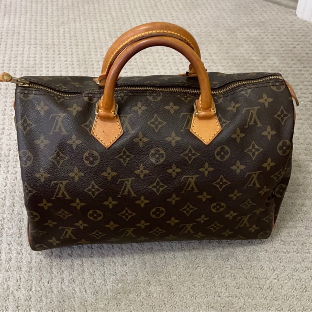 - ******AUTHENTIC****** LOUIE VUITTON SPEEDY 35
